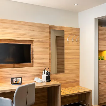 Leonardo Boutique Gablerbraeu 3* Salzburg